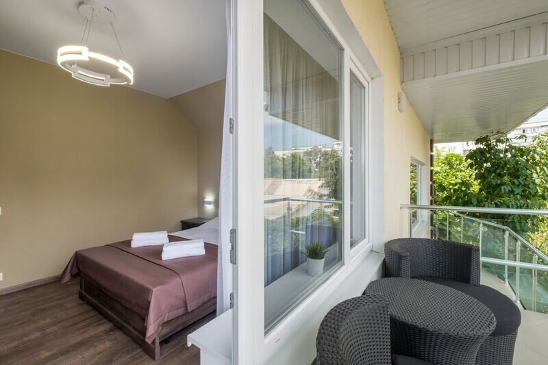 Апартаменты 4-местные 2-комнатные с террасой №8