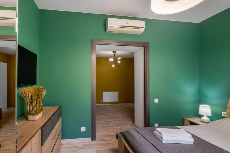 Апартаменты Делюкс 3-местные 2-комнатные №12