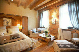 Спальня с мезонином (Эдельвейс, Межев), База отдыха Ферма в Потапово, Рузский район