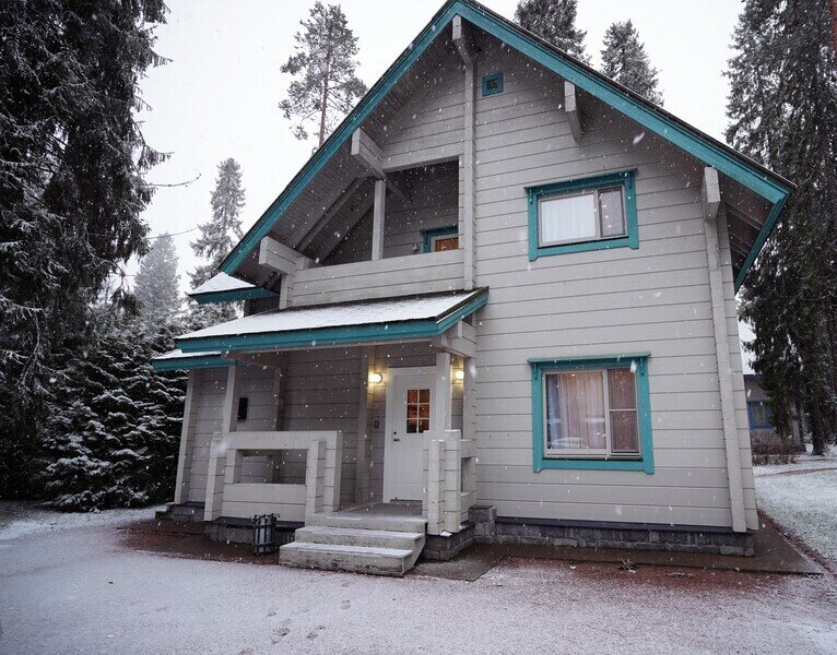 Коттедж 6-местный (с 3 спальнями)