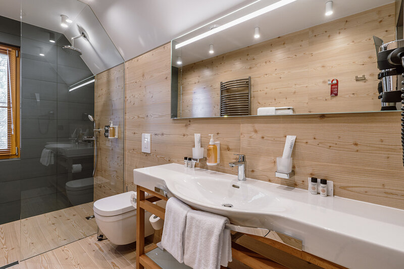 Коттедж 6-местный (с 3 спальнями)