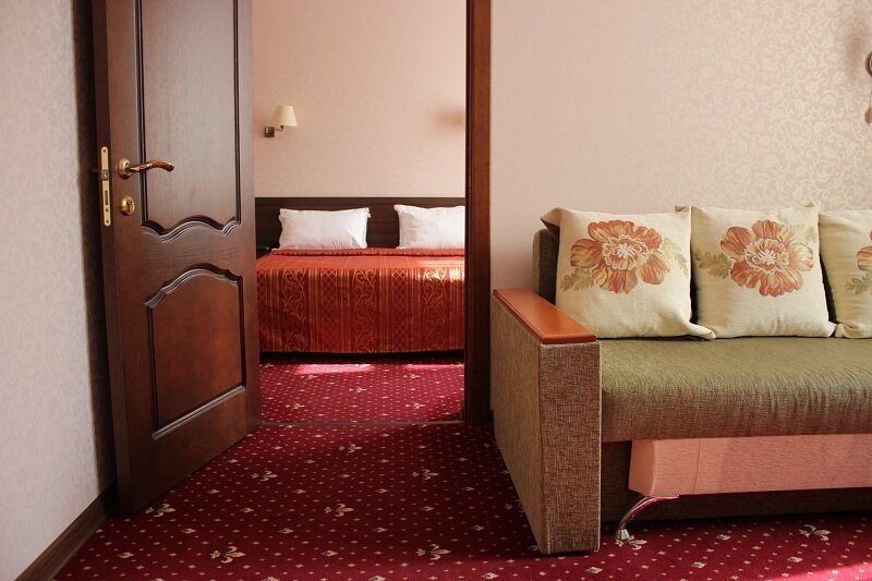 Люкс 2-местный 2-комнатный (без балкона)