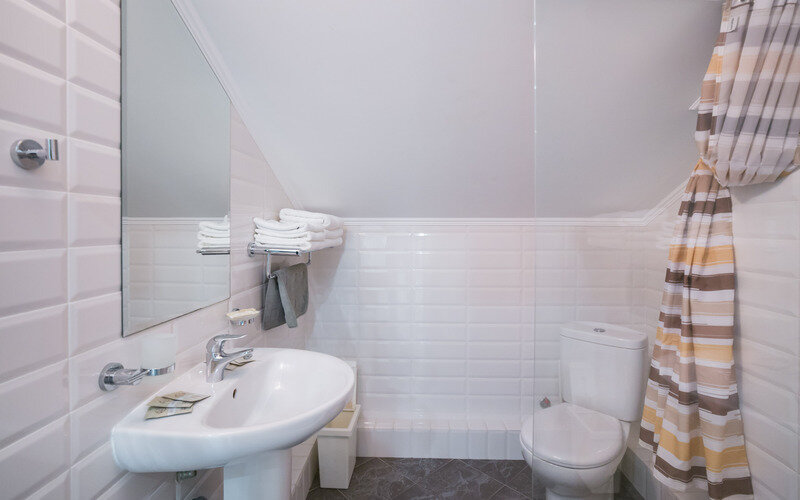 Апартаменты 4-местный 2-комнатный (с кухней, мансарда)