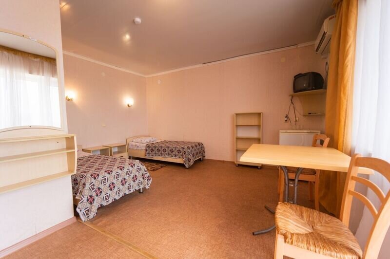 Домик 2-местный каменный (с видом на море)