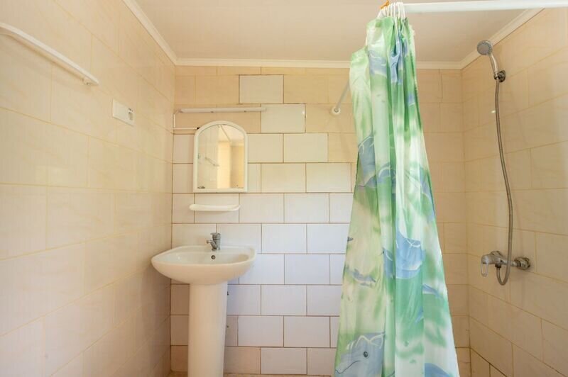 Домик 2-местный каменный (с видом на море)