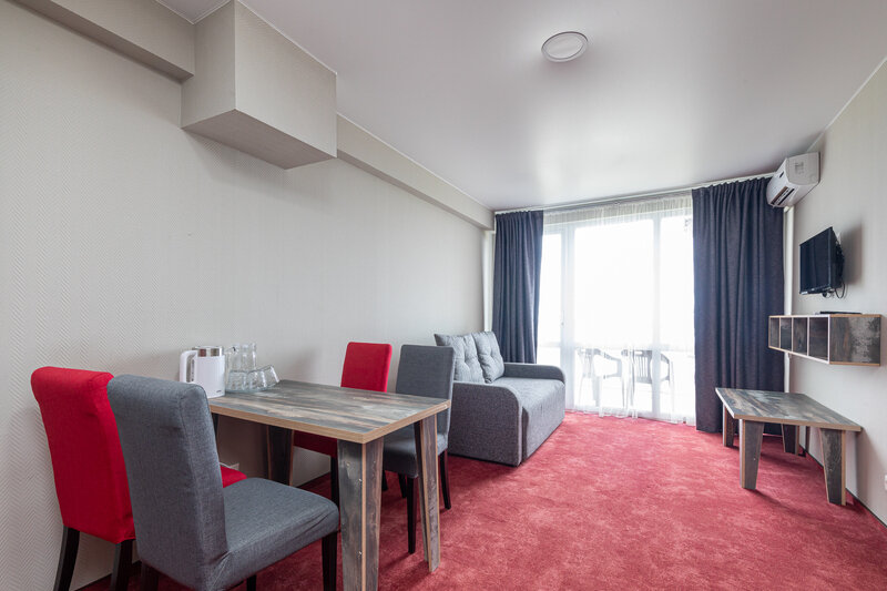 Люкс 2-местный 2-комнатный (с ремонтом)  Апсны