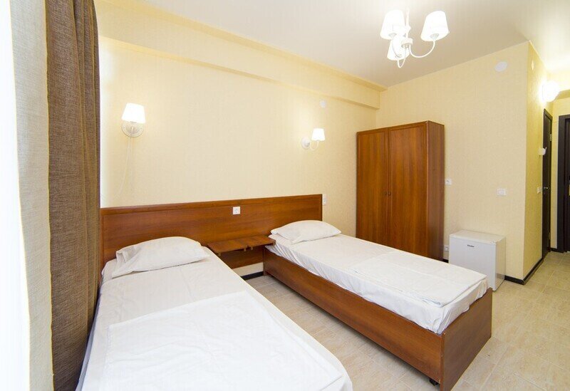 Стандартный 2-местный 1-й категории (с ремонтом, балкон)