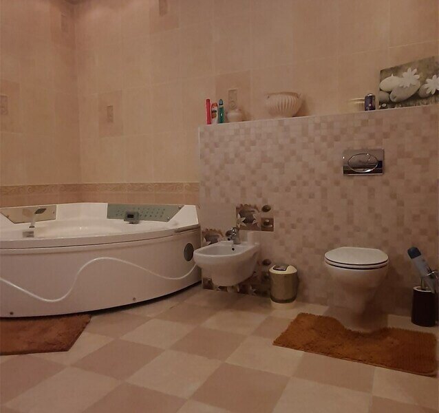 Сан. узел рядом с номером