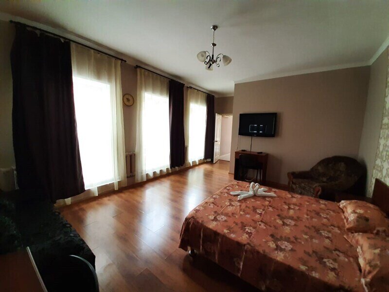 Люкс 6-местный 2-комнатный (с кухней)