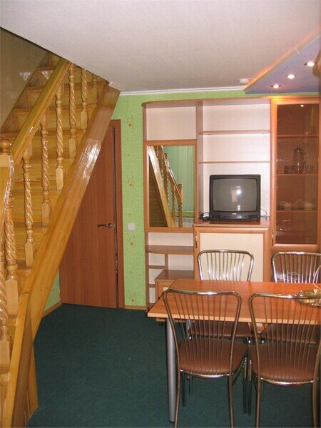 Дача №5 (комнаты 3, 6)