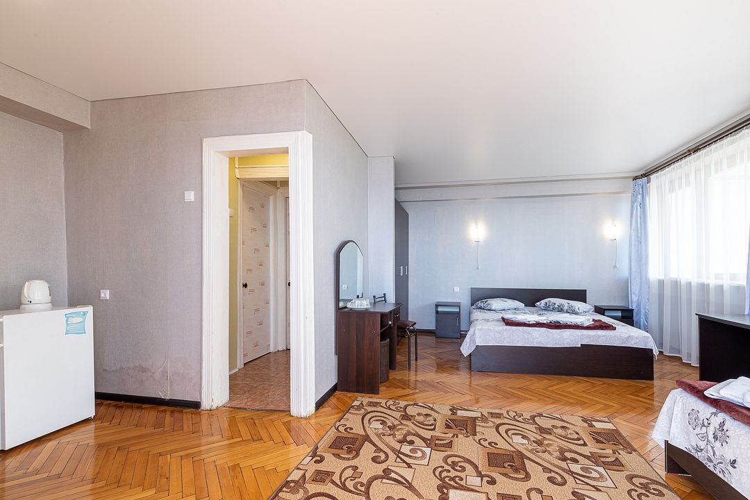 Люкс 3-местный 1-комнатный