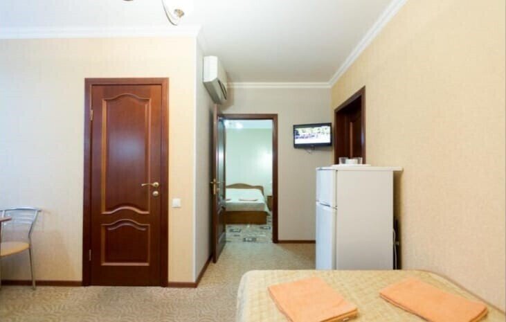 Комфорт 4-местный 2-комнатный (без балкона)