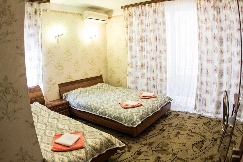 Стандартный 3-местный (PLUS с балконом)