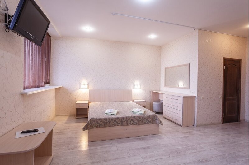 Студия 4-местный (10)