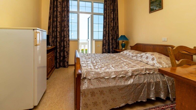 Стандартный 2-местный 1-комнатный (2 этаж, вид на море)