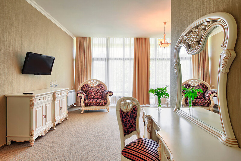 Люкс 2-местный 2-комнатный Delux Theatre