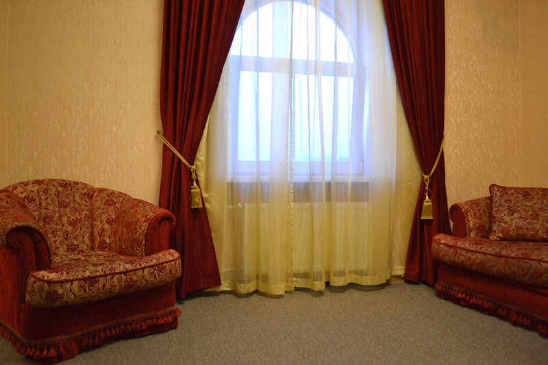 Джуниор Сюит+ 2-местный 2-комнатный (гостевой дом)