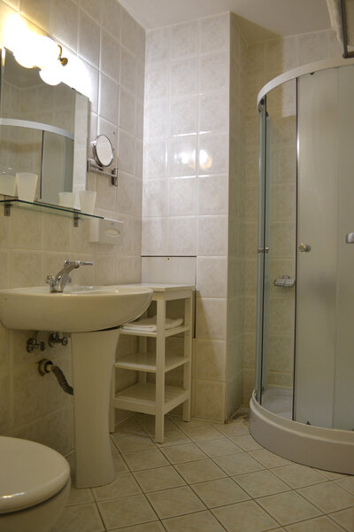 Джуниор Сюит+ 2-местный 2-комнатный (гостевой дом)