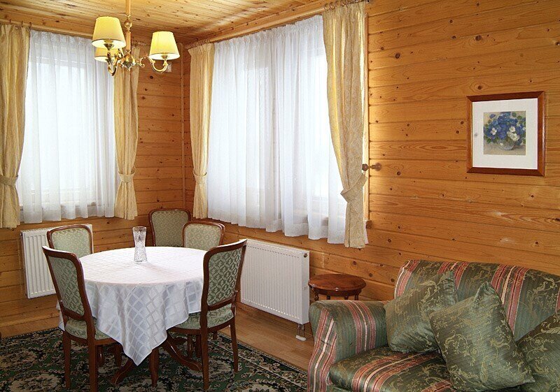 Коттедж 6-местный (с камином)