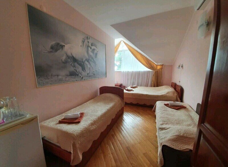 Стандартный 4-местный 1-комнатный