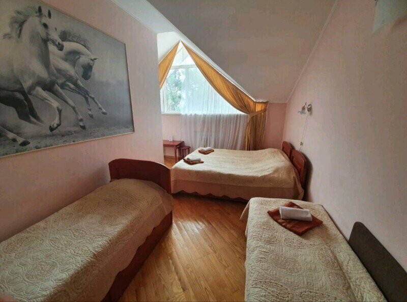 Стандартный 4-местный 1-комнатный