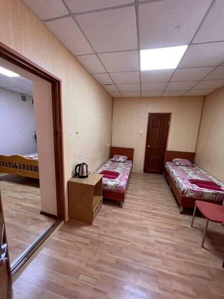 Полулюкс 4-местный 2-комнатный (1.2)