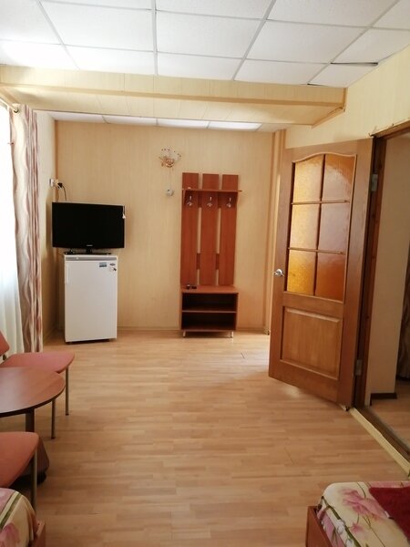 Полулюкс 4-местный 2-комнатный (1.2)