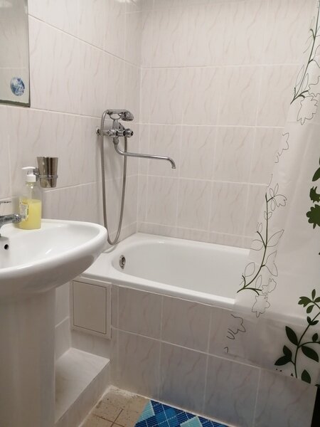 Полулюкс 4-местный 2-комнатный (1.2)