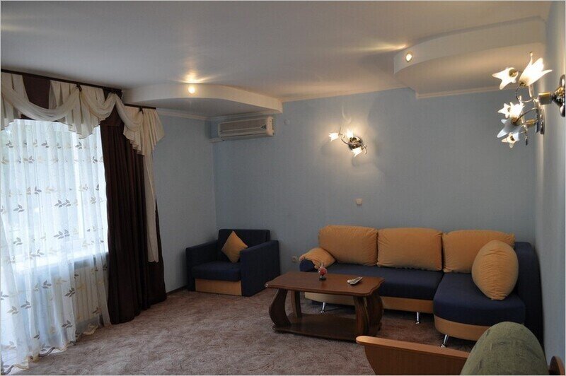 ПК 2-местный 2-комнатный (VIP-дворик)