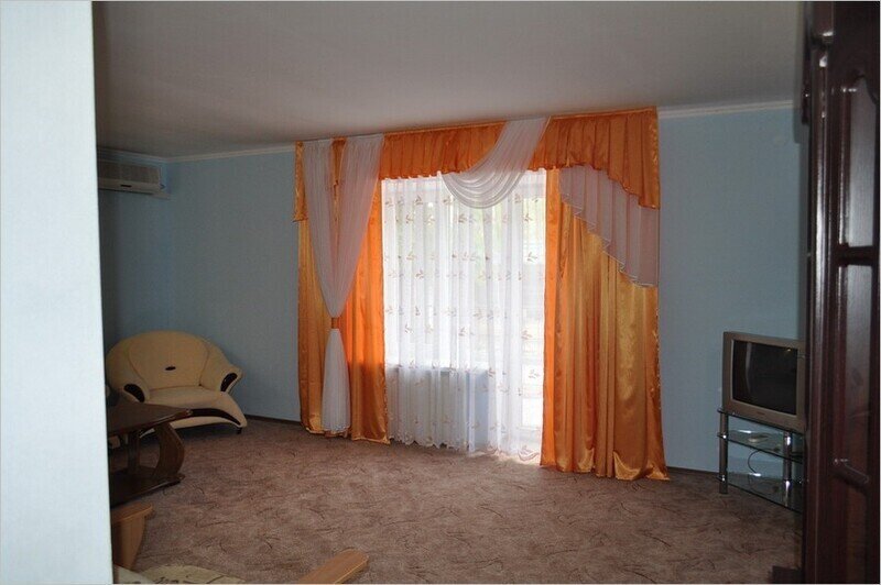 ПК 2-местный 2-комнатный (VIP-дворик)