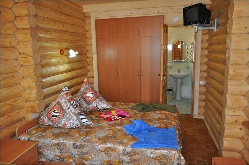 Стандартный 2-местный (деревянный коттедж)