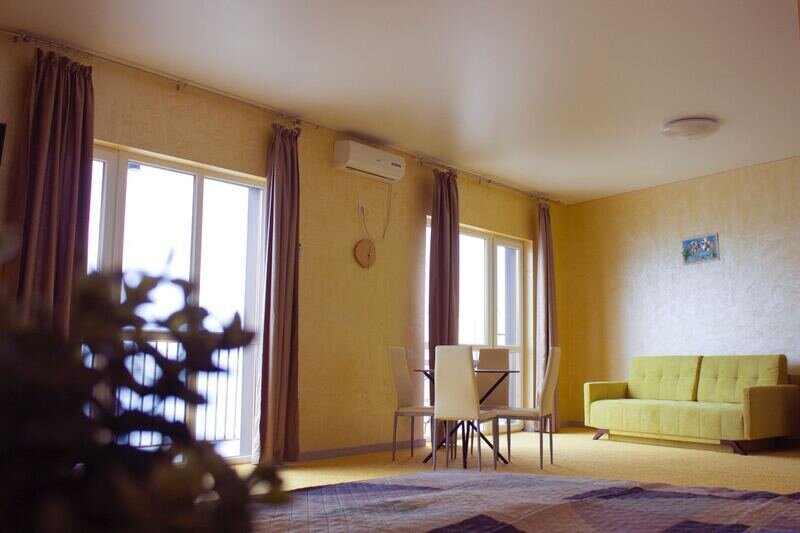 4-местный 2-комнатный (с видом на море)