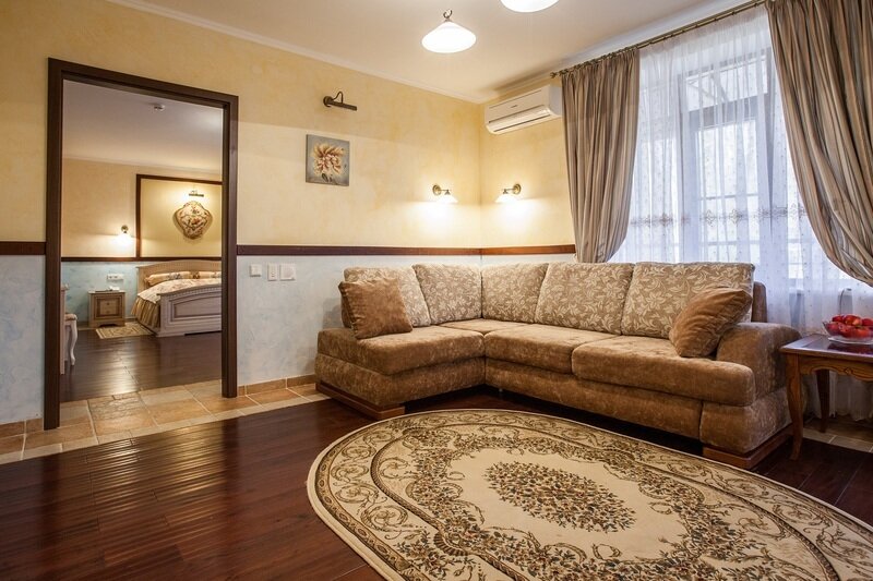 Люкс 2-местный 3-комнатный (корпус №1,2)