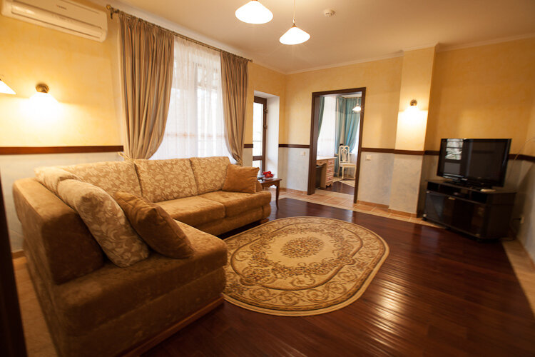 Люкс 2-местный 3-комнатный (корпус №1,2)