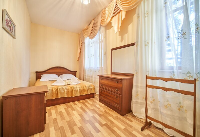 Повышенной комфортности 2-местный 2-комнатный коттедж