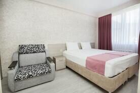 Апартаменты 3 местные c балконом, Гостевой дом Alba Inn Apartments, Красная поляна