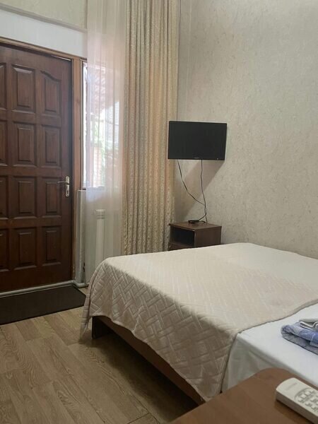 Эконом 2-местный (DBL, общий санузел)