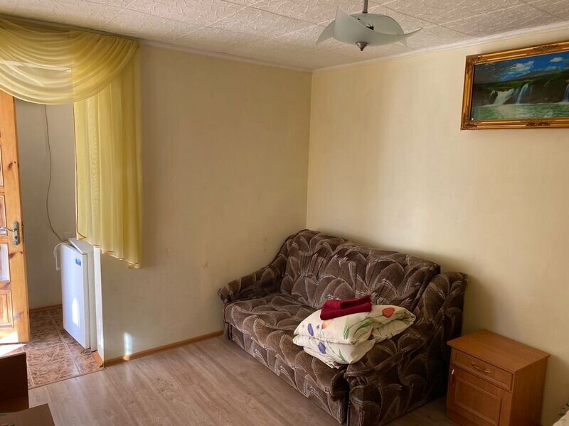 Стандартный 3-местный 1-комнатный (с кондиционером)