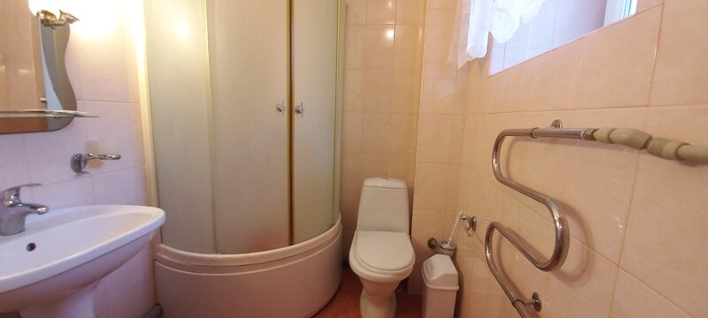 Коттедж 4-местный 3-комнатный (3 категория)