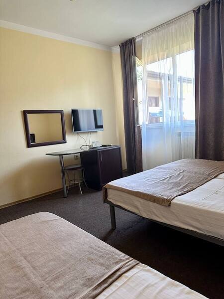 Стандартный 3-местный (TWIN, без балкона, 1 этаж)