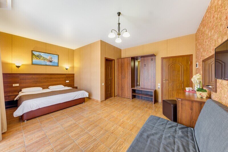 Стандартный 4-местный 1-комнатный