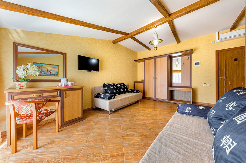 Стандартный 4-местный 2-комнатный