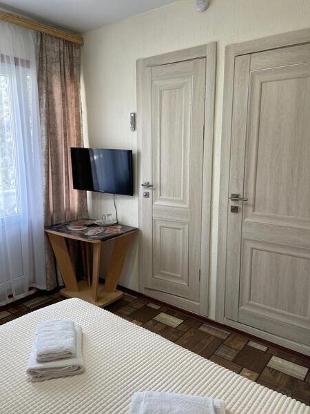 Семейный 4-местный 2-комнатный (с балконом)