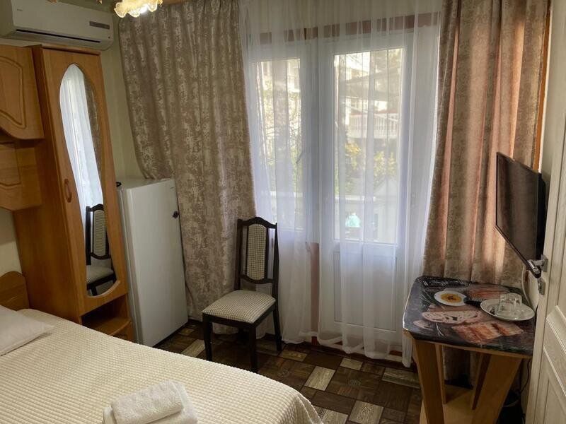 Семейный 4-местный 2-комнатный (с балконом)