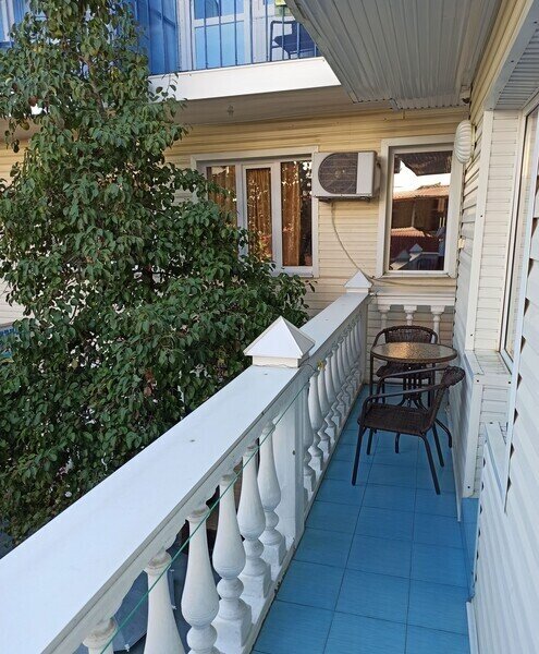 Семейный 4-местный 2-комнатный (с балконом)