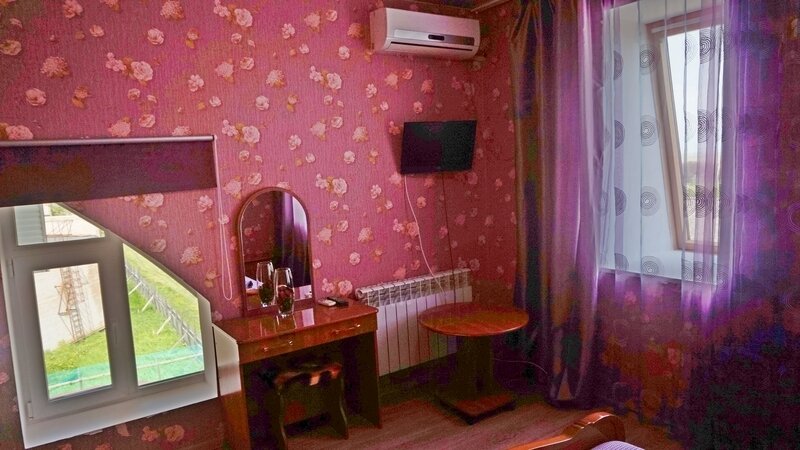 Люкс 3-местный 2-комнатный (без балкона №36)