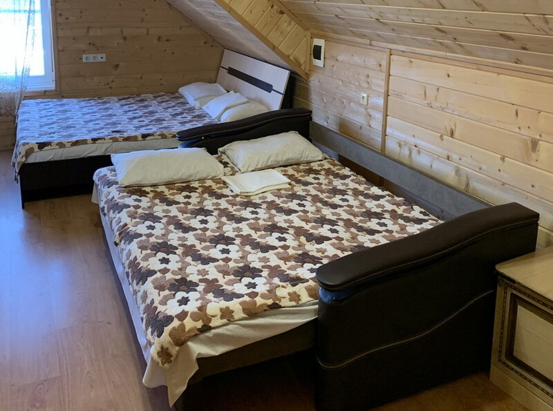 «Золотой Песок» гостевой дом, 4-х местный номер_7