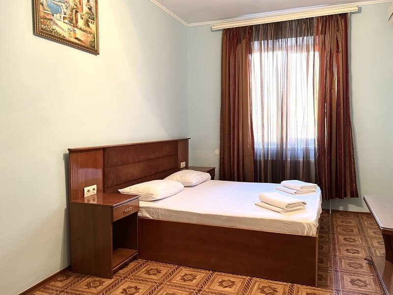 Эконом 3-местный