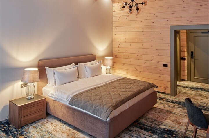 Делюкс (вид на гору)