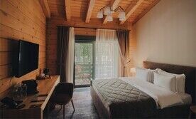 Стандарт 2-местный Дабл с видом на реку и террасой, Туристический комплекс Гранд Шале Алтай, Бирюзовая Катунь